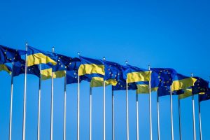 ES šalys sutarė dėl plano panaudoti pelną iš įšaldyto Rusijos turto Ukrainai apginkluoti