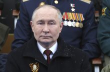 V. Putinas užsipuolė Baltijos šalis: Vakarų elito politika – kurstyti vis naujus konfliktus