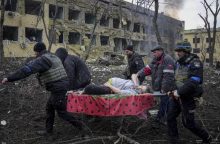 Kyjivas paskelbė apie gyventojų evakuaciją iš dviejų ligoninių, baiminantis Rusijos atakų